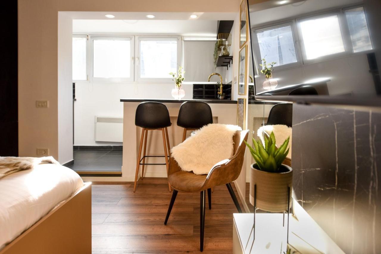 Calea Victoriei Modern Studio - Escape In The City Center Bucureşti Ngoại thất bức ảnh