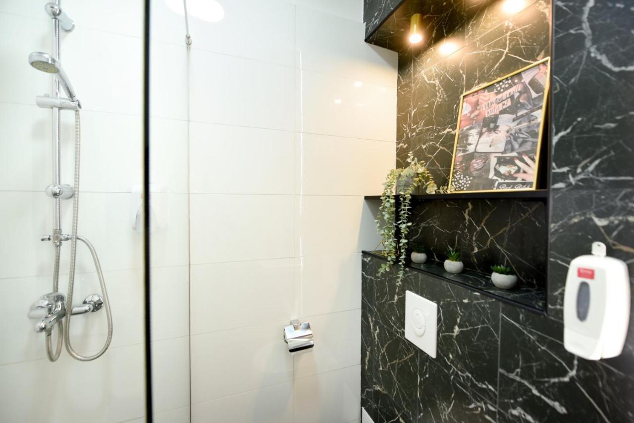 Calea Victoriei Modern Studio - Escape In The City Center Bucureşti Ngoại thất bức ảnh