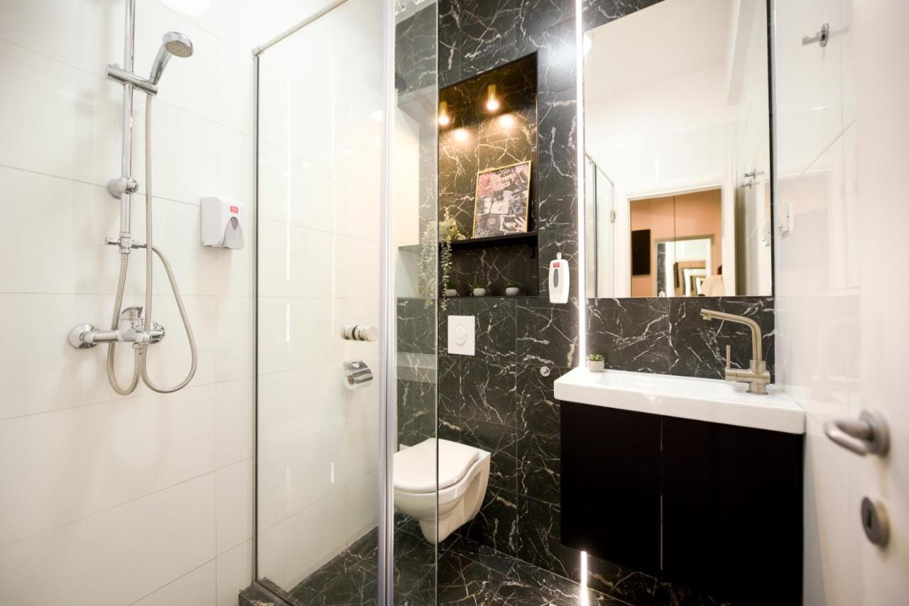Calea Victoriei Modern Studio - Escape In The City Center Bucureşti Ngoại thất bức ảnh