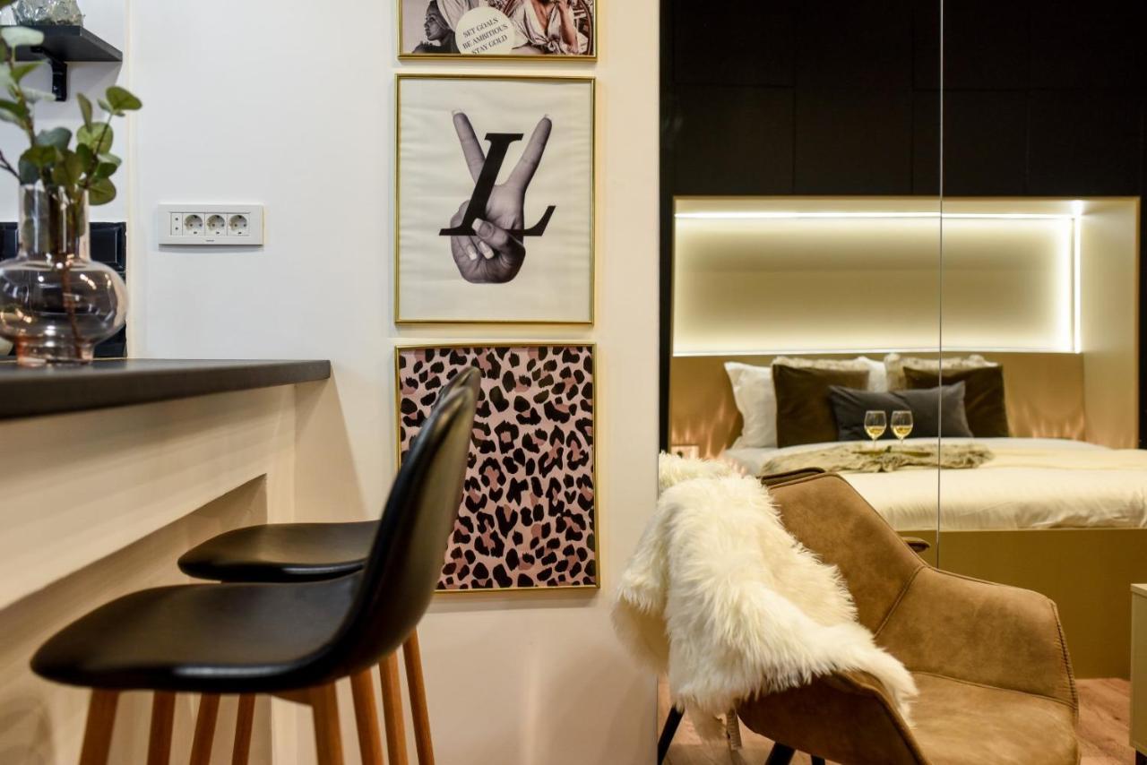 Calea Victoriei Modern Studio - Escape In The City Center Bucureşti Ngoại thất bức ảnh